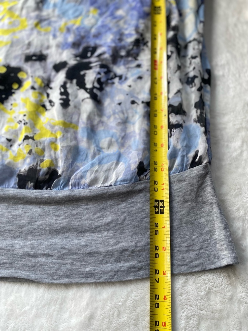 Three Dots 100% Silk Abstract Blouse Medium Gray Tencel Cami Layered Top USA - Picture 7 of 11
